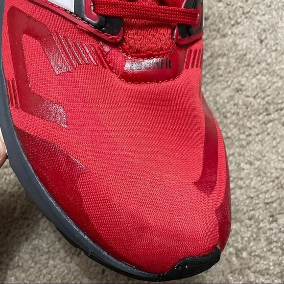 Adidas Response Boost Running Sneakers Techfit Red Art B26002 Men’s Size 10.5 main image 5